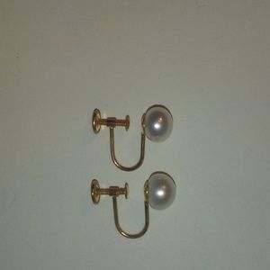 7 mm 14K Screw On Real Pearls White Earrings
